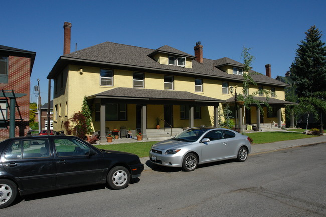 802 S Lincoln Pl in Spokane, WA - Foto de edificio - Building Photo