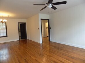 122 S Franklin Blvd-Unit -1&2 in Tallahassee, FL - Building Photo - Building Photo