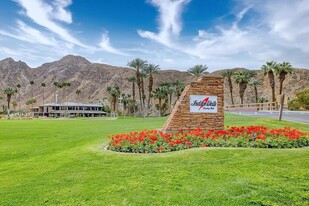 45720 Pueblo Rd in Indian Wells, CA - Building Photo