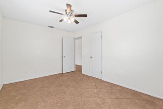 4764 Gulfstream Rd in Lake Worth, FL - Building Photo - Building Photo