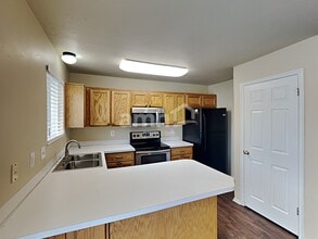 2101 1630 N St in Clinton, UT - Building Photo - Building Photo