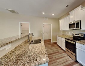 912 Joselynn Drive in Gastonia, NC - Building Photo - Building Photo