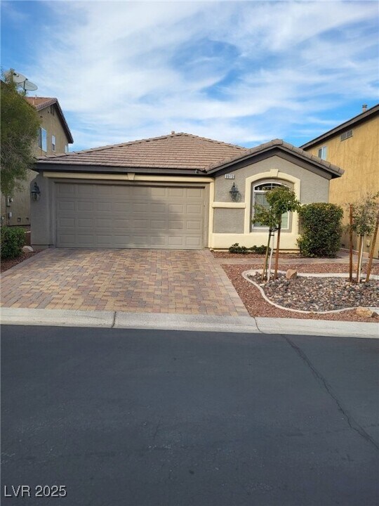 9970 Rockside Ave in Las Vegas, NV - Building Photo
