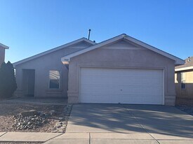 7500 Estes Park Ave NW in Albuquerque, NM - Building Photo