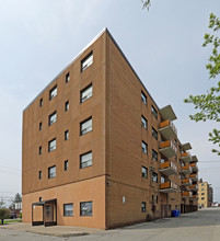 Dixland apartments in Toronto, ON - Building Photo - Building Photo