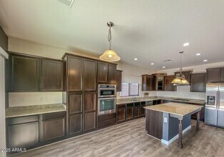 19209 W Pasadena Ave in Litchfield Park, AZ - Building Photo - Building Photo
