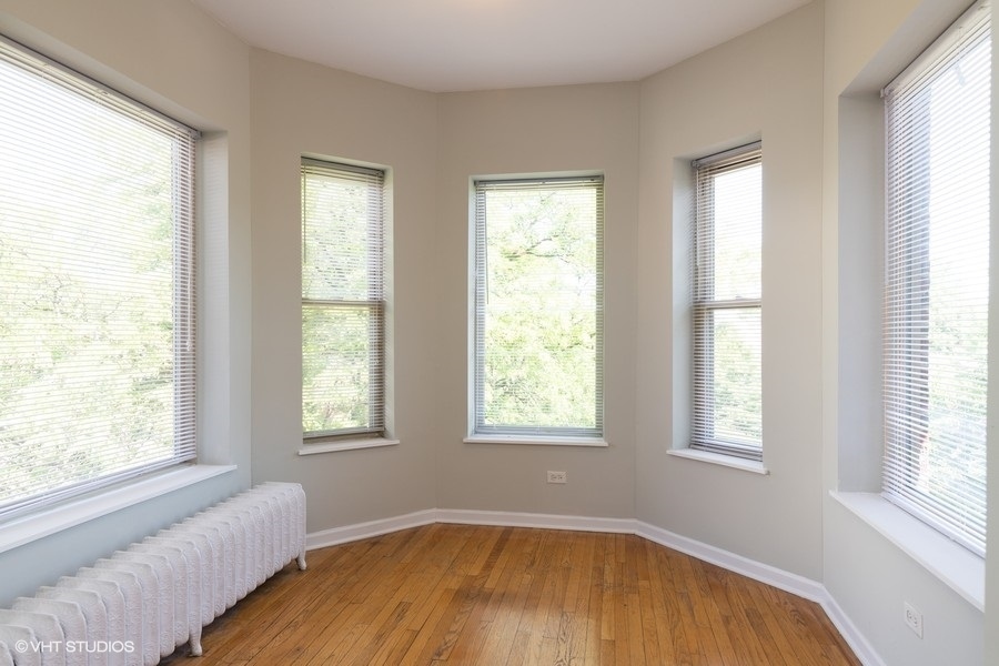 427 E Oakwood Blvd in Chicago, IL - Building Photo