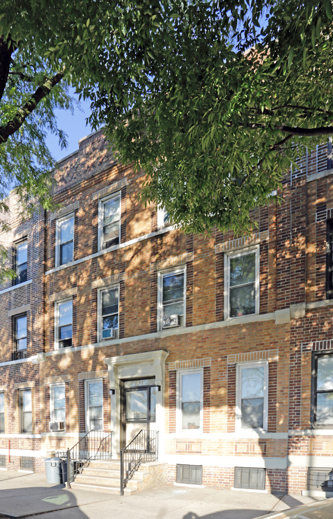 34-50 43rd St in Long Island City, NY - Building Photo - Primary Photo