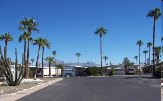 Coral Sands MHC in Apache Junction, AZ - Foto de edificio - Building Photo