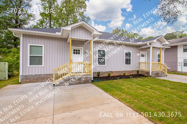 property at 5703 Valley Dr