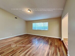 5038 Hidden Springs Blvd in Orlando, FL - Building Photo - Building Photo