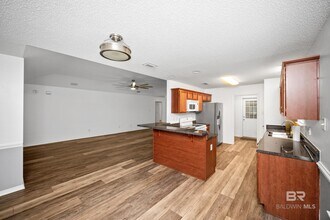 7684 Avery Ln in Daphne, AL - Building Photo - Building Photo