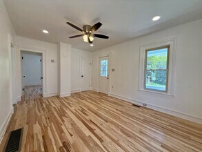 74 Riverside Ave in Torrington, CT - Building Photo - Building Photo