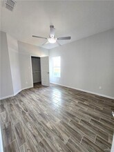 10 Clarence Dr in Edinburg, TX - Building Photo - Building Photo