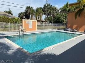 1109 SW 48th Terrace in Cape Coral, FL - Building Photo