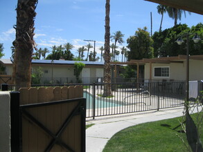 73590 Golf Course Ln in Palm Desert, CA - Building Photo - Building Photo