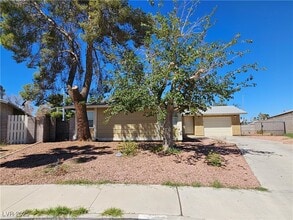 4525 Troy St in Las Vegas, NV - Building Photo - Building Photo