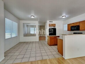 3926 W Ellis St in Phoenix, AZ - Building Photo - Building Photo