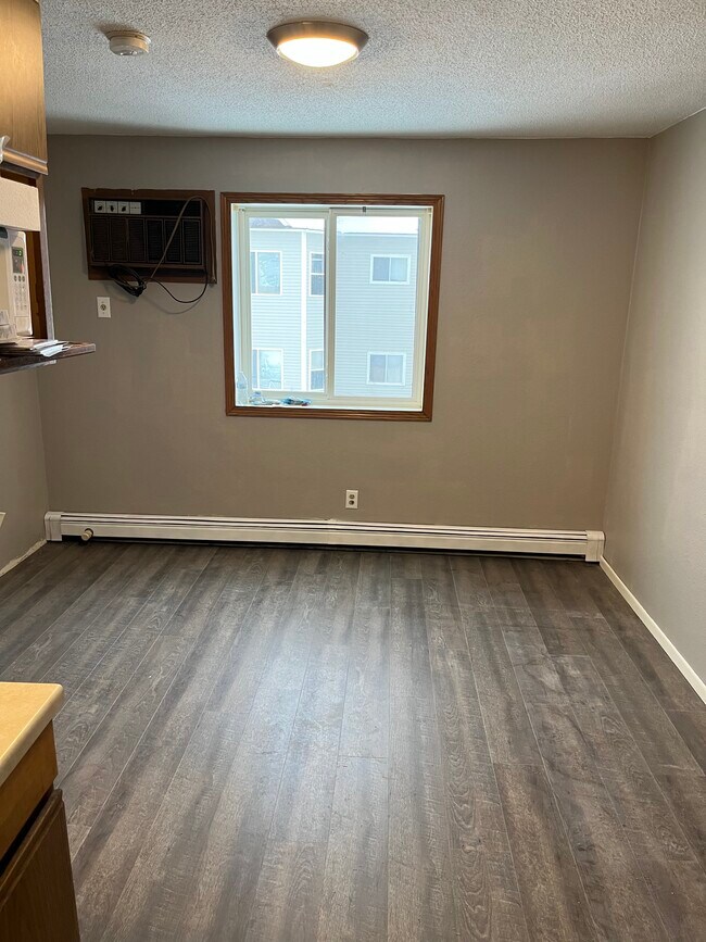 395 5th Ave S in St. Cloud, MN - Building Photo - Building Photo
