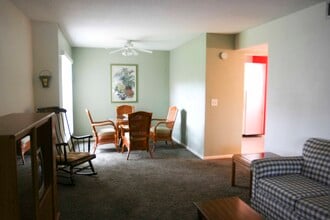 10455 Carrollwood Estates Dr in Tampa, FL - Building Photo - Building Photo