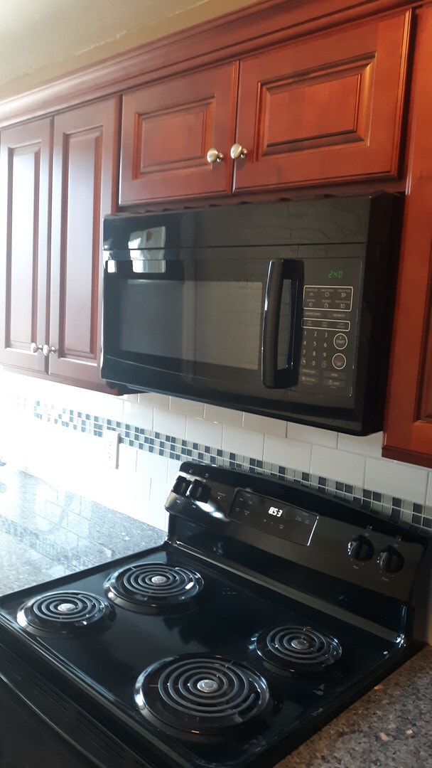 228 W 3rd St in Bethlehem, PA - Building Photo - Building Photo