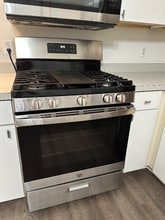 4685 Hunters Cir W in Canton Township, MI - Building Photo - Building Photo