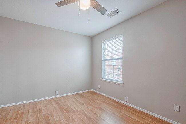 property at 4810 Windy Bluff Ct