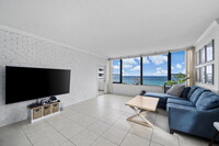 3505 S Ocean Dr, Unit 1221 in Hollywood, FL - Building Photo - Building Photo