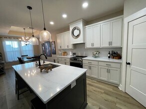 3787 Basal St in Panama City, FL - Foto de edificio - Building Photo