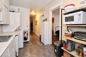 704 Washington St in Hoboken, NJ - Building Photo - Building Photo