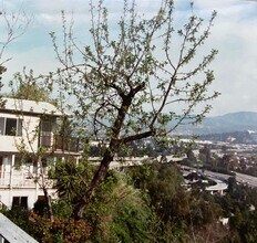1915 Modjeska St in Los Angeles, CA - Foto de edificio - Building Photo