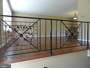 6411 Hollins Dr in Bethesda, MD - Building Photo - Building Photo