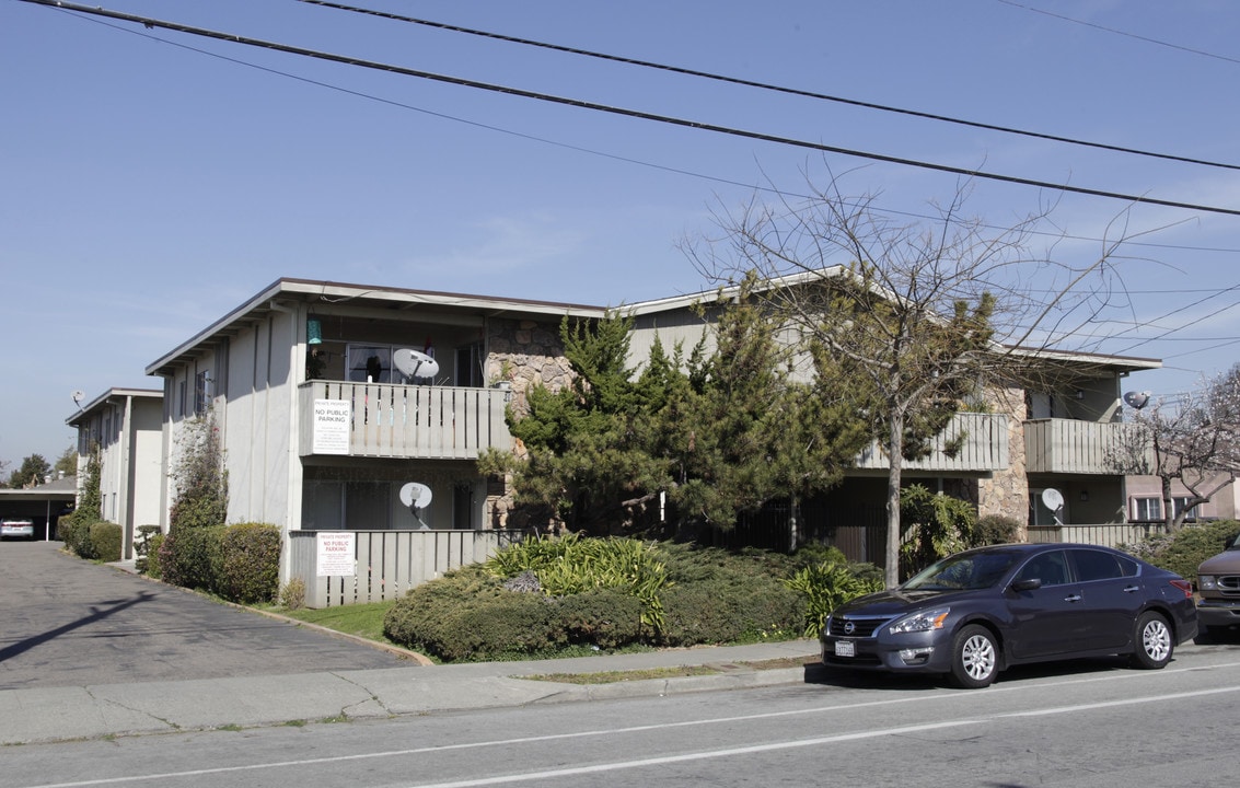 268 Sunset Blvd in Hayward, CA - Building Photo