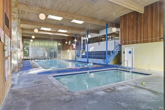 122 Mariner Green Ct in Corte Madera, CA - Building Photo - Building Photo