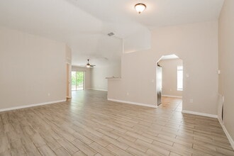 1504 Sterns Dr in Leesburg, FL - Building Photo - Building Photo