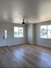 6549 WA-262 in Othello, WA - Building Photo - Building Photo