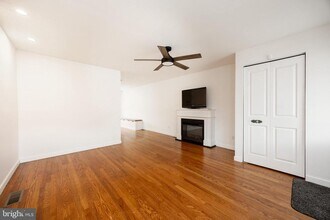 353 William St in Downingtown, PA - Building Photo - Building Photo