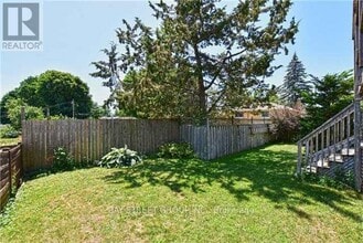 37 Caledon Ct in Oshawa, ON - Building Photo - Building Photo