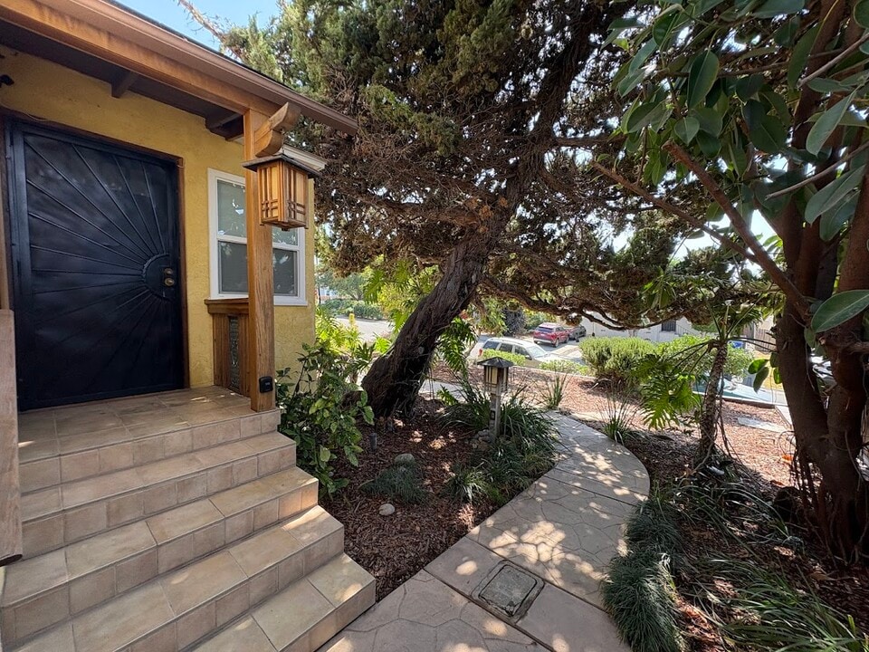 4015 King St in La Mesa, CA - Foto de edificio