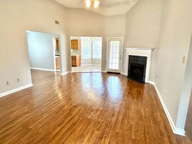 6800 Skylar Mill Ave in Cordova, TN - Building Photo - Building Photo