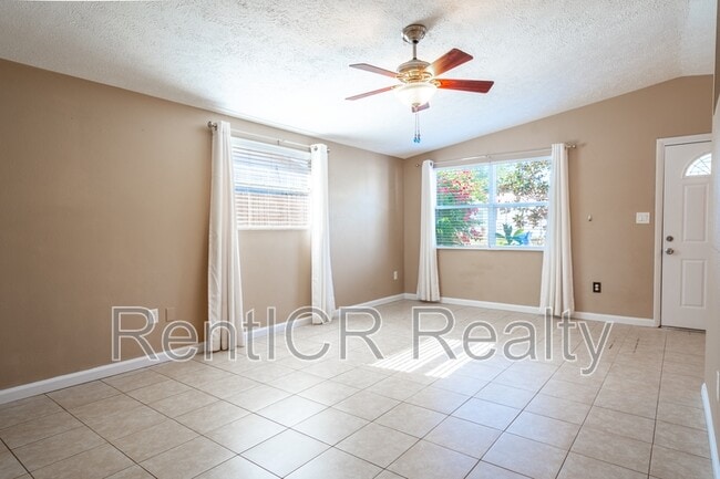4202 Las Vegas Dr in New Port Richey, FL - Building Photo - Building Photo