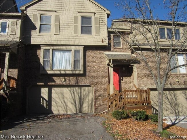 property at 4250 Breckenridge Dr