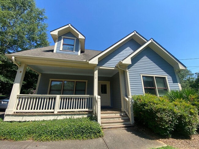 property at 479 Atlanta Ave