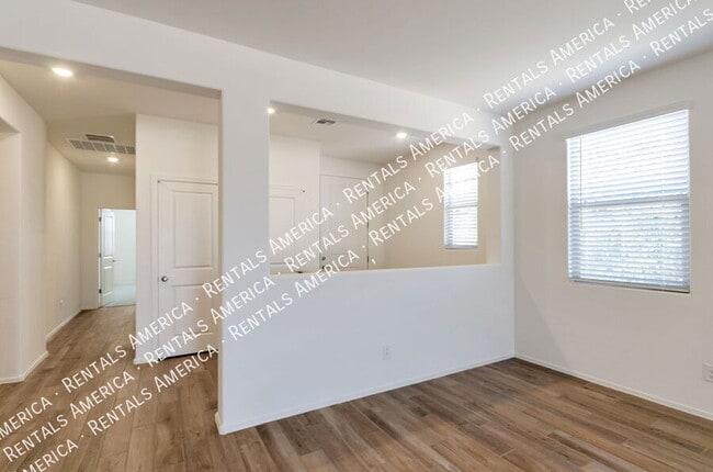 5468 W Monterey Dr in Oro Valley, AZ - Building Photo - Building Photo