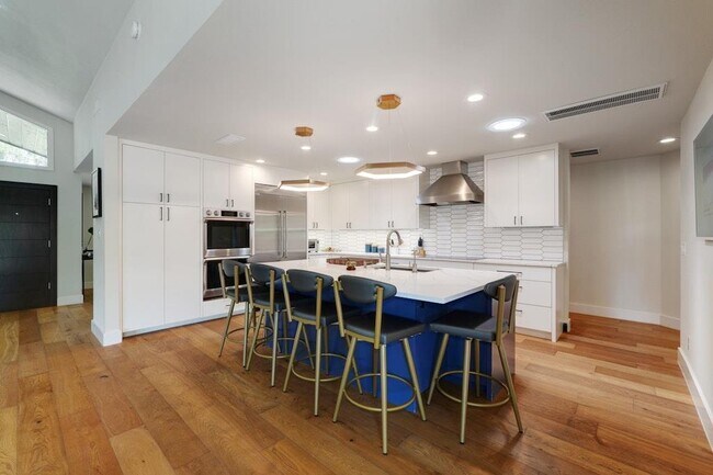 8701 S Path in Austin, TX - Building Photo - Building Photo