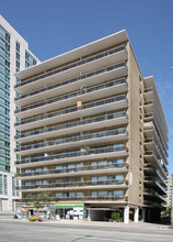 220 Eglinton Ave E in Toronto, ON - Building Photo - Building Photo