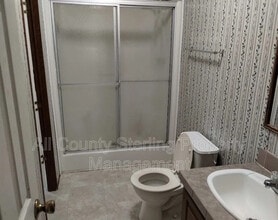 206 SW Satellite Ln in Lake City, FL - Building Photo - Building Photo