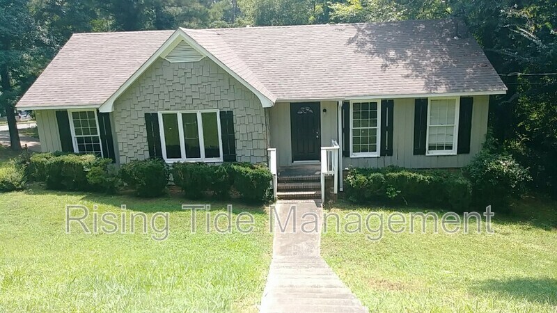 103 Fox Hill Ct in Center Point, AL - Building Photo
