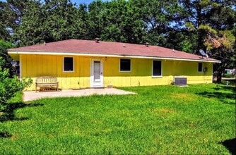 161 Yellowstone in Livingston, TX - Building Photo - Building Photo
