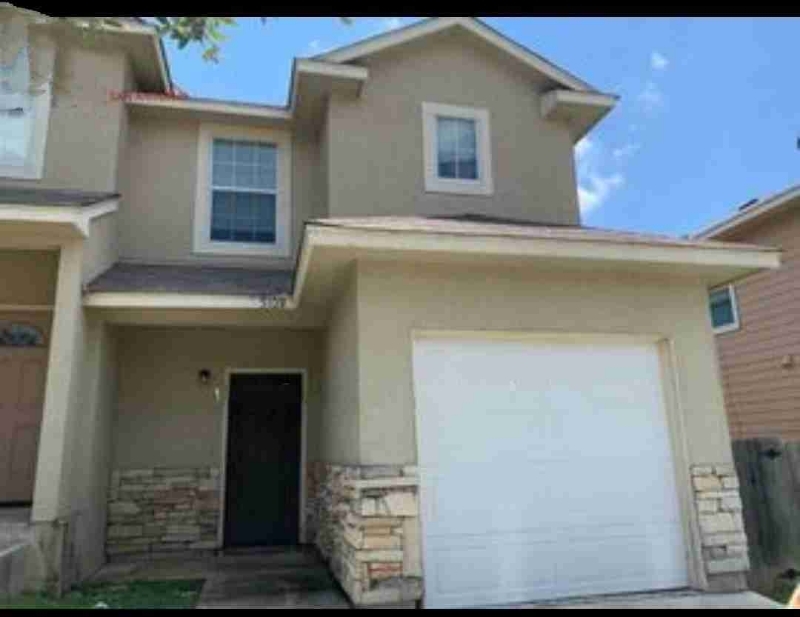 5108 Flipper Dr in San Antonio, TX - Building Photo